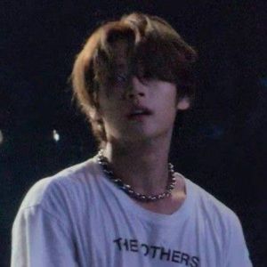 Meet your Posher, Momo